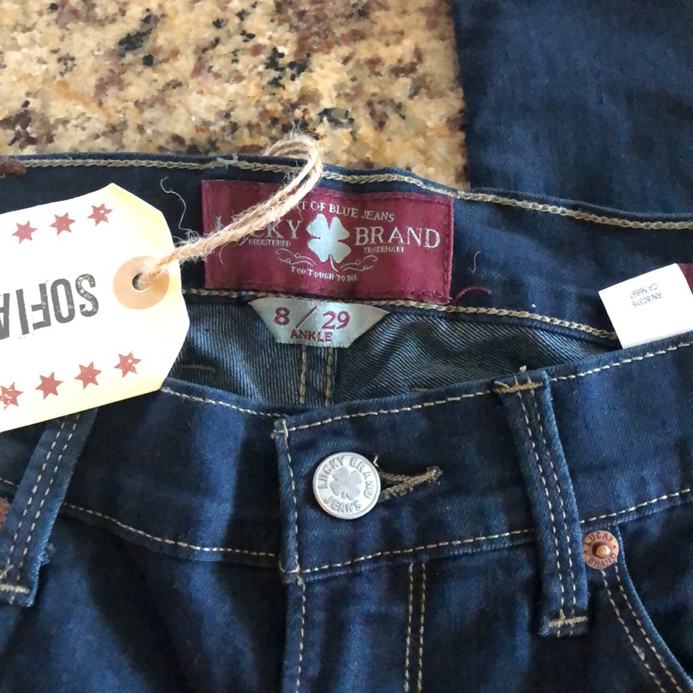 Lucky brand women’s jeans - Picture 2 of 5
